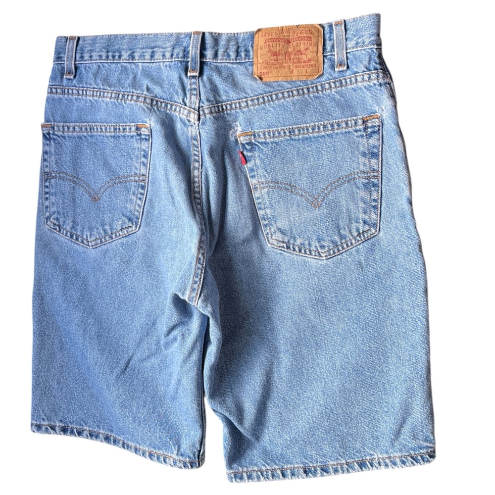 Vintage Y2K Levi's 505 Jean Shorts Bermuda Regular Fit Casual Mens Size 34